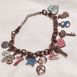 ❗️SOLD❗️ CHARM BRACELET